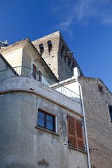 Fototapeta na wymiar Wieś Pietracorbara w Corse