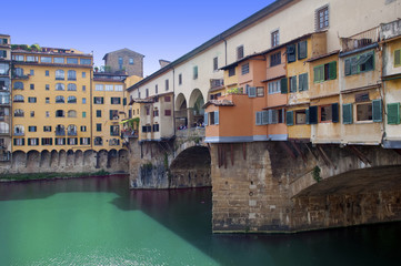 Firenze - Italy - Houses and shops at Ponte vecchio