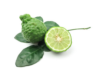 Naklejka premium Kaffir Lime with leaves on white background