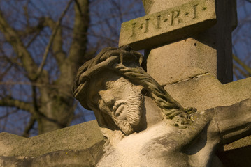 Kreuz mit Jesusfigur