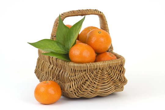 fresh tangerines in a basket