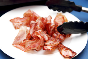 Knuspriger Bacon