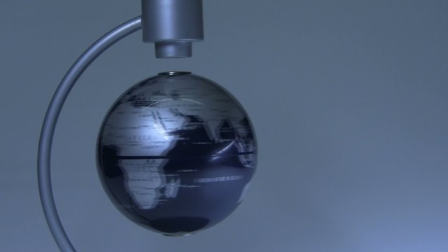 Schwebender Globus