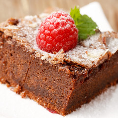 chocolate cake with raspberry