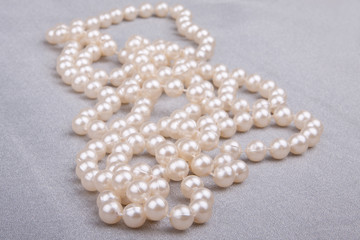 Жемчужные бусы