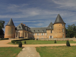 Château de Rochebrune ; Charente, Périgord, Limousin