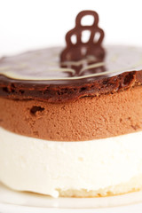 chocolate mousse cake