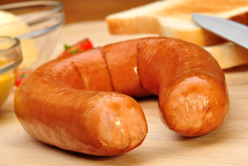 gekochte Wurst und Toastbrot