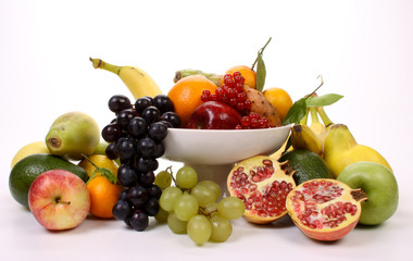 Fototapeta na wymiar Fruits on a fruit-dish
