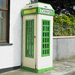 Obraz premium telephone booth, Malin, County Donegal, Ireland