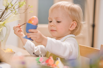 easter girl © mbt_studio