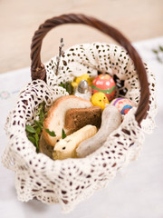 easter basket © mbt_studio