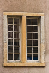 Fototapeta na wymiar old double window