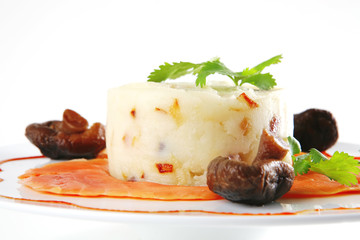 smoked salmon slices on plate