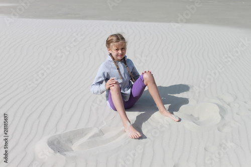 Mädchen am Strand 11