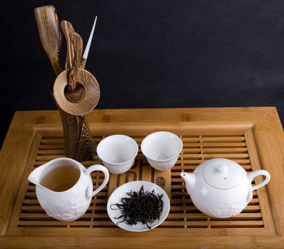 utensils for tea ceremony