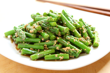 Sesame Asparagus