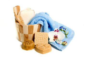 soap and bath accessories