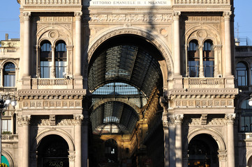 Obraz premium galleria south front, milan