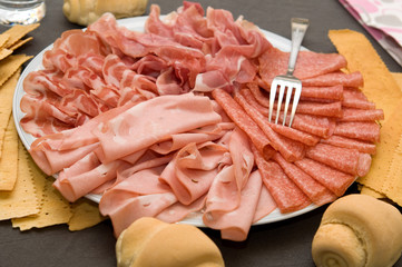 piatto di affettati misti