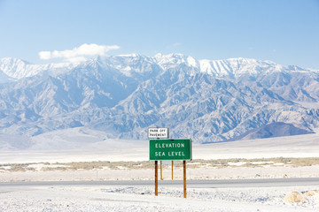 Elevation sea level sign, Death Valley NP, California, USA © Richard Semik