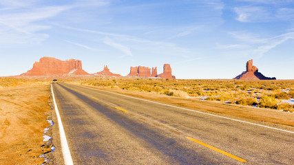 road, Monument Valley National Park, Utah-Arizona, USA - obrazy, fototapety, plakaty