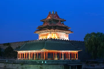 Foto op Canvas The Forbidden City at dusk in Beijing. © Eagle