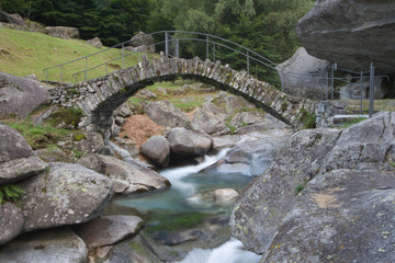 Steinbruecke