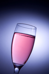 Bicchiere da cocktail in cristallo illuminato