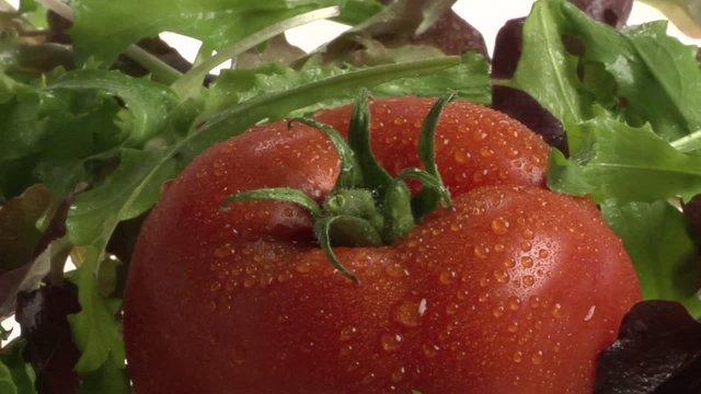video pomodoro e insalata