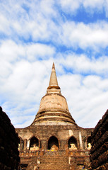 Fototapeta premium WAT CHANG LOM