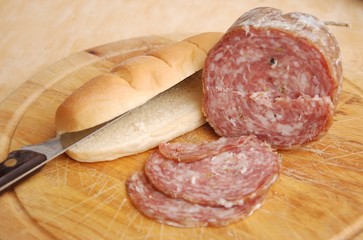 salumi-finocchiona