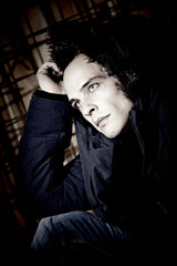 model mit winterjacke