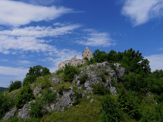 Fototapeta na wymiar Slovak beauty, Topolocany castle ruins