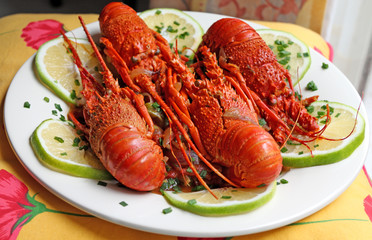 des langoustes cuisinées