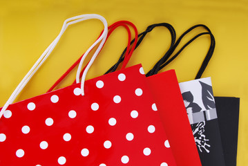 Soldes  - Sachets colorés 01