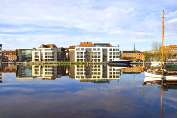 Fototapeta na wymiar Hafen w Emden - Nordsee