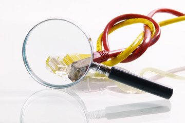 Netzwerkkabel mit Knoten