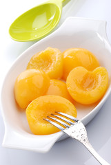 pesche sciroppate otto