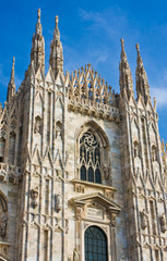 Fototapeta premium Dome of Milan under a blue sky