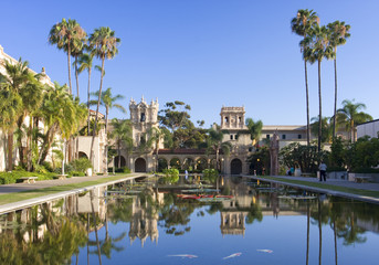 Balboa Park, buildings reflections, San Diego - obrazy, fototapety, plakaty