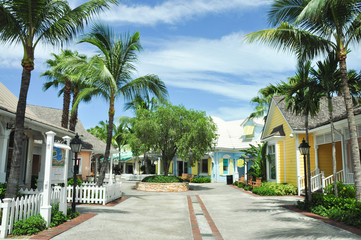 CALLE ZONA TURISTICA DE LAS BAHAMAS