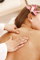 Obraz na płótnie Canvas Closeup of back massage