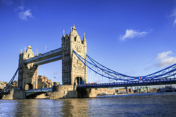 London (UK) - Tower Bridge