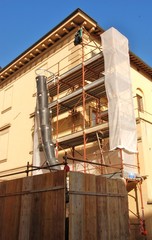 ponteggio- lavori in corso