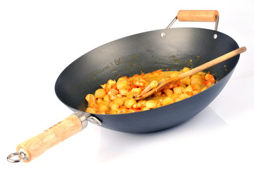 Wok de crevettes et coquilles saint-jacques