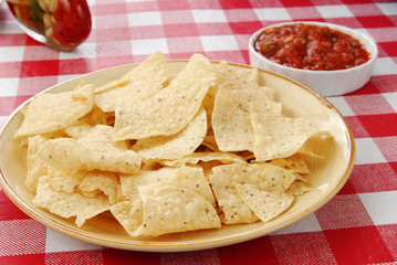 Tortilla chips with salsa