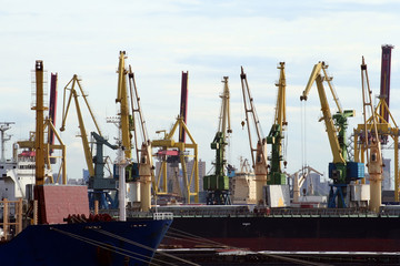Fototapeta na wymiar St Petersburg Docks