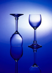 Gläser in blau