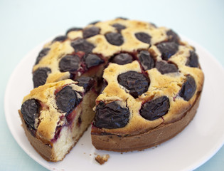 contry plum cake